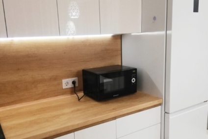 Уютная квартира-студия с дизайнерским ремонтом.