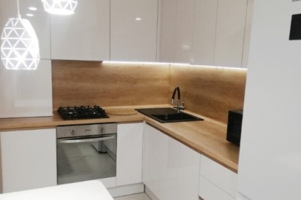 Уютная квартира-студия с дизайнерским ремонтом.